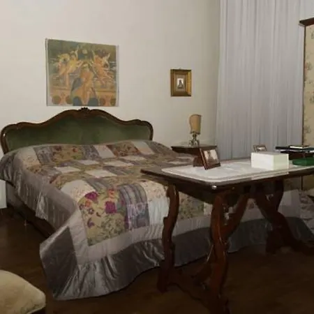 Apartment Palazzo Altinate - Note Di Piano Padova
