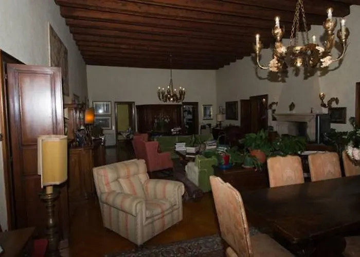 Palazzo Altinate - Note Di Piano *